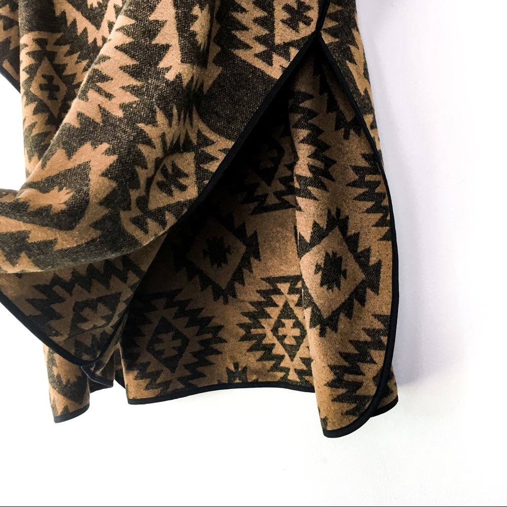 NEW! Vero Moda Navajo Poncho - Picture 5 of 11